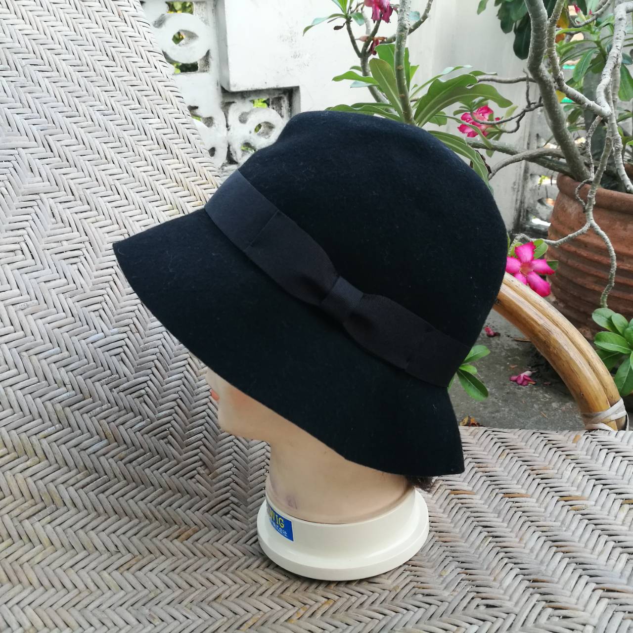 หมวกบักเก็ตสีดำ Uniqlo เรียบหรู สวยมากๆ