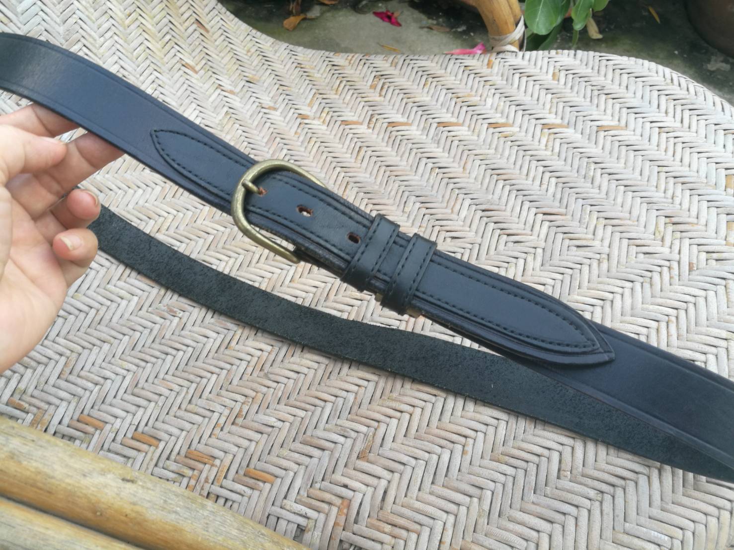 เข็มขัดชาย หนังแท้สีดำ สวย หนังหนาทนมาก