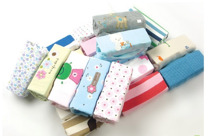 ชุดบอดี้สูทเด็กหญิง แขนยาว วัย 0-3/3-6/6-9 เดือน คละลาย