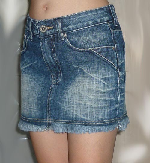 กระโปรงยีนส์ฟอก ชายลุ่ย 31-35-12