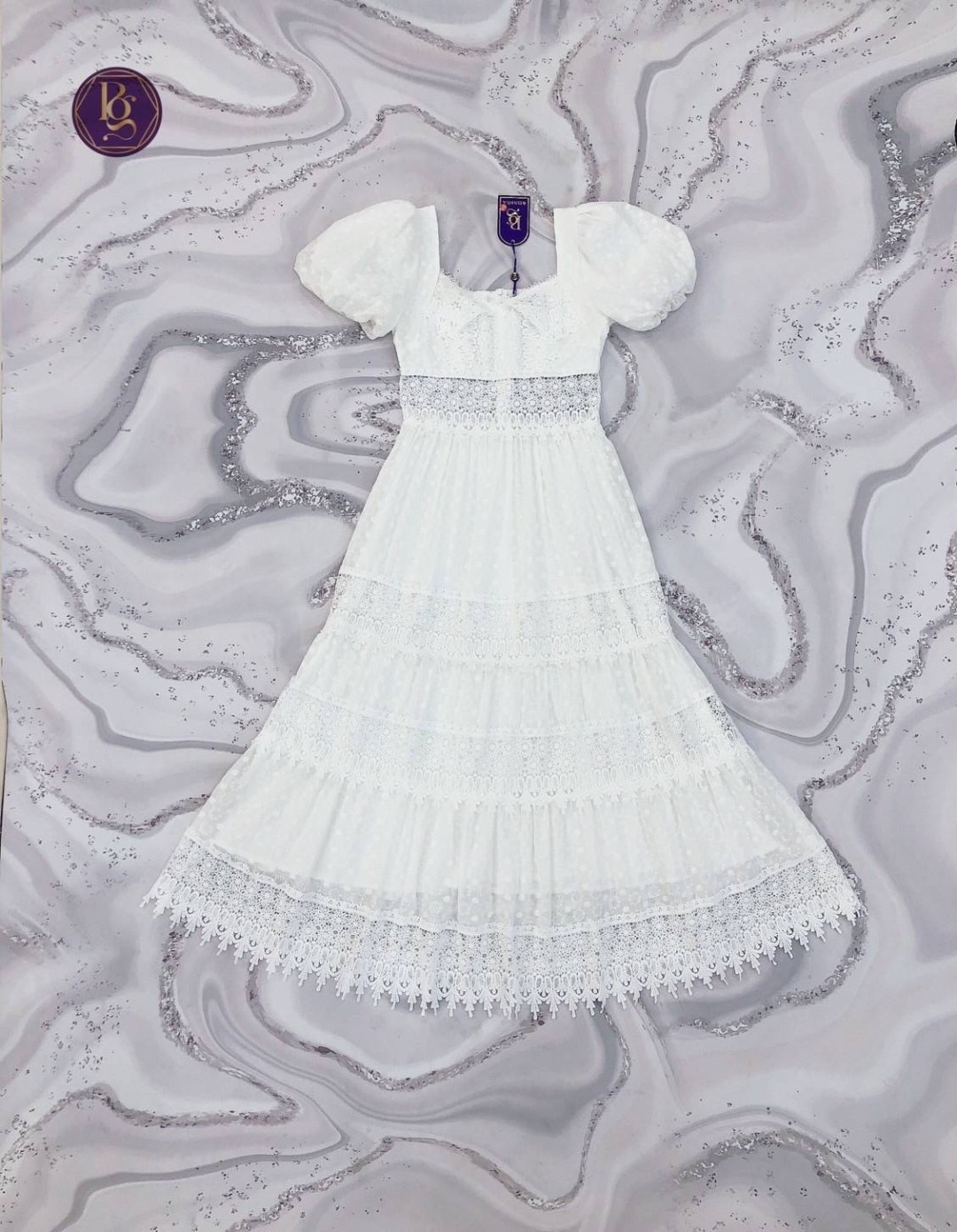 Maxi dress แม็กซี่เดรสตัวยาว แขนพอง ชุดทำบุญก็มาแม่ งานสวยสะพรึงมาก เนื้อผ้าลูกไม้คืออย่างดี สินค้าคุณภาพ (พร้อมส่ง)