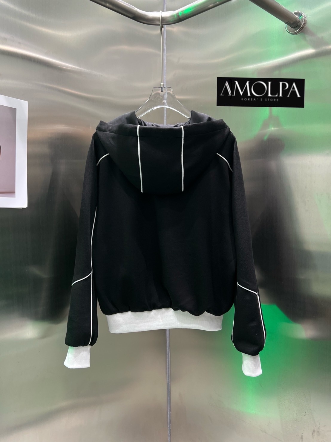 SET GG งาน hiend ผ้าอย่างเทพ 1:1 พรีเมียม ทุกอย่างปั้ม VVIP เก็บทุกสียังไม่ผิดหวัง ฉ่ำ ทำถึง ปังชนช๊อป สวยจี๊ดเนื้อผ้าดีม๊าก ผ้าใส่สบายมาก ห้ามพลาดเลยนะคะ ใส่สบายสุดๆ ใส่สบาย : สินค้าคุณภาพ (พร้อมส่ง)