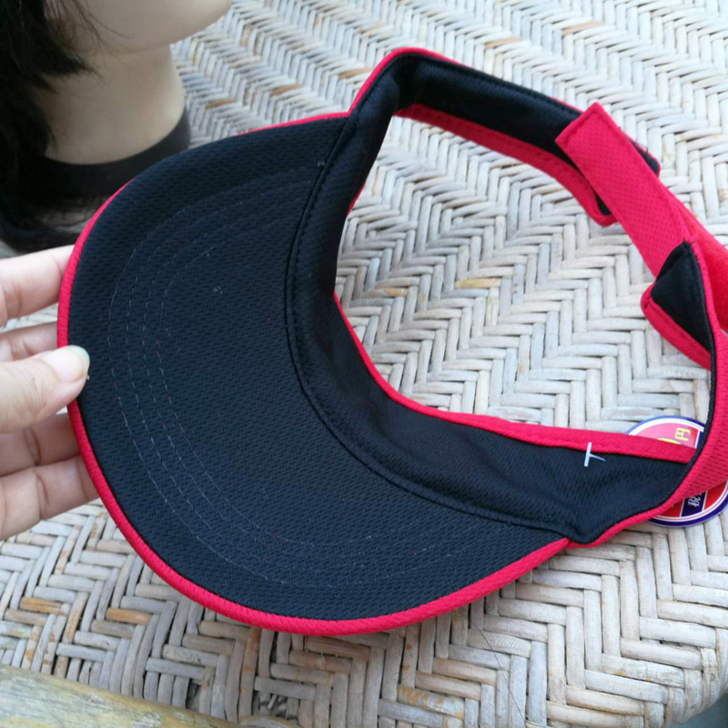 หมวกเปิดหัว หมวกไวเซอร์ สีแดงแจ่มๆ