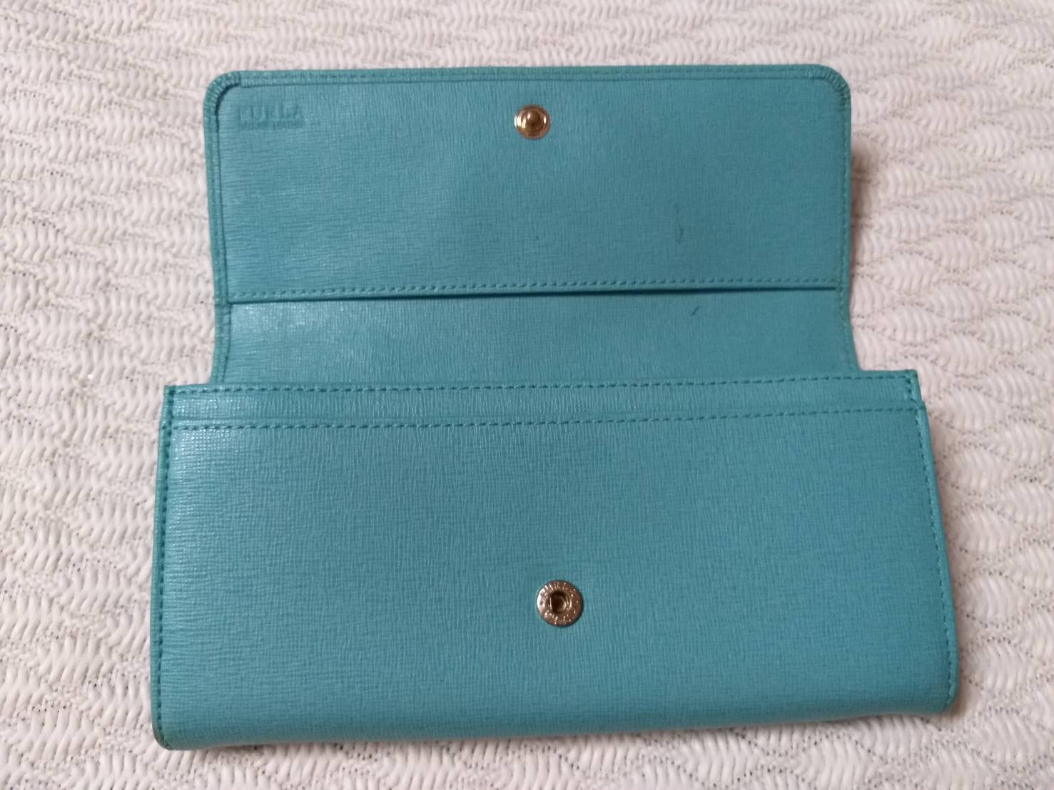 กระเป๋าสตางค์ FURLA หนังแท้ เรียบหรู