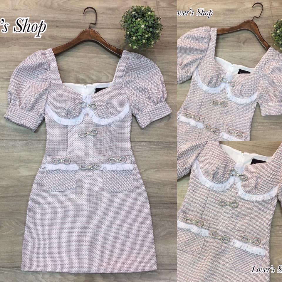 เดรสผ้าทวิต แต่งกระดุมโบว์เพชร ทรงเข้ารูป เนื้อผ้าทอในตัวค่ะ งานซิบหลัง ใส่ง่าย สินค้าคุณภาพ (พร้อมส่ง)