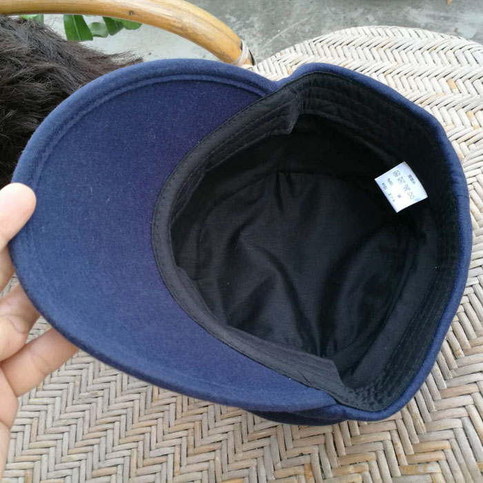 หมวกแก๊ปทรงนิวส์บอย สวยค่ะ