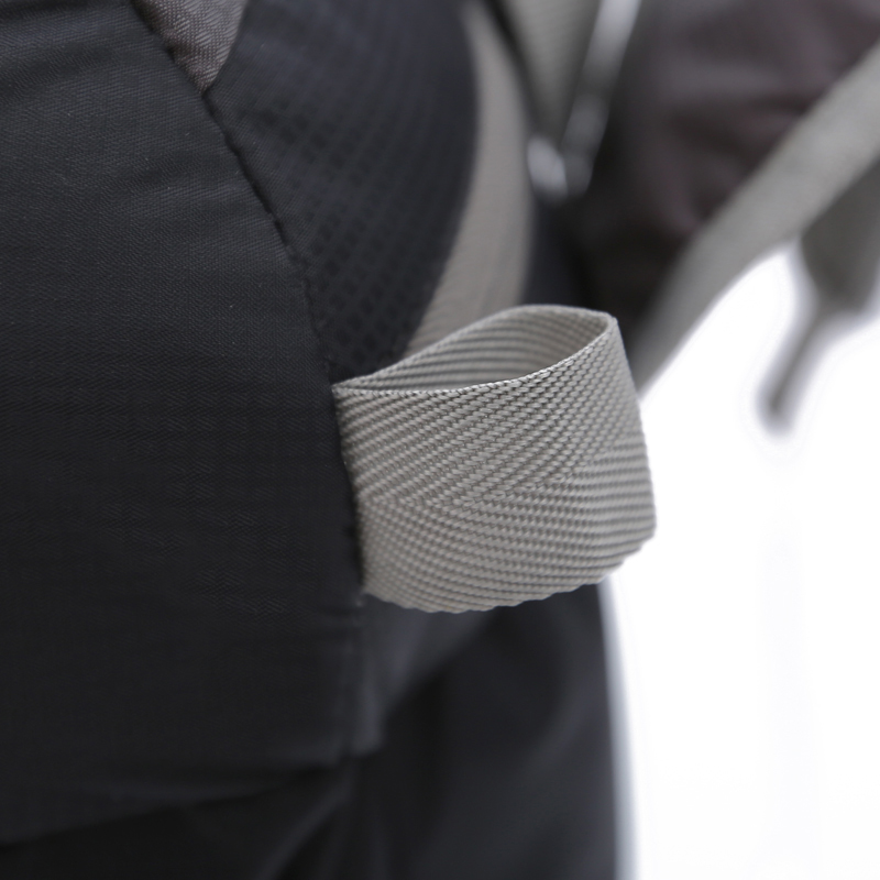 กระเป๋าเป้พับเก็บได้ ขนาด 35 ลิตร น้ำหนักเบา ผลิตจากโพลีเอสเตอร์ กันน้ำ ทนทาน เหมาะสำหรับเดินทาง ท่องเที่ยว