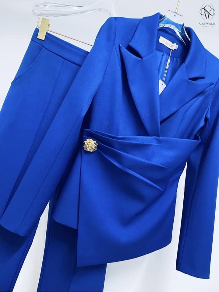 เซตสูทป้ายหน้า +กางเกงทรงขาม้า เนื้อผ้าเกรดเอ ผ้าสวยใส่สบาย ตัวสูทเป็นทรงเข้ารูป ใส่สบาย สินค้าคุณภาพ (พร้อมส่ง)