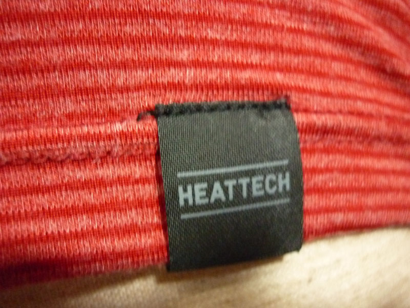 เสื้อฮีทเทคชาย Uniqlo heattech มี2 ไซด์ S L