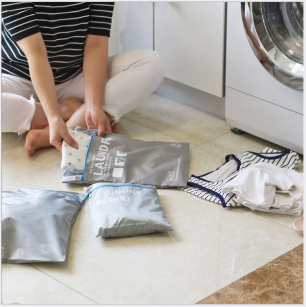 Botta Design กระเป๋าจัดระเบียบเดินทาง 7 ใบ ผลิตจากโพลีเอสเตอร์กันน้ำคุณภาพดี สำหรับจัดระเบียบเสื้อผ้า กางเกง ชุดชั้นใน กางเกงใน อุปกรณ์ไอที มี 6 สี