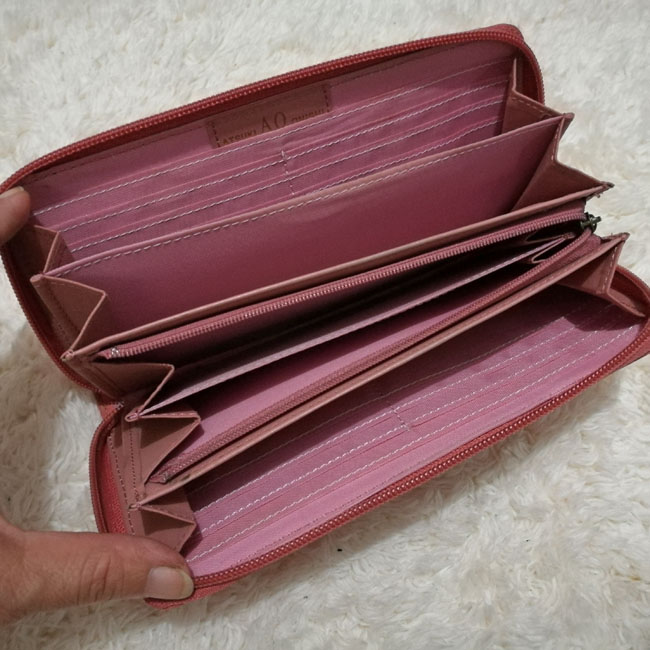 กระเป๋าสตางค์หนังแท้ ATSUKI ONISHI สีส้มโอโรส ช่องเยอะะะ