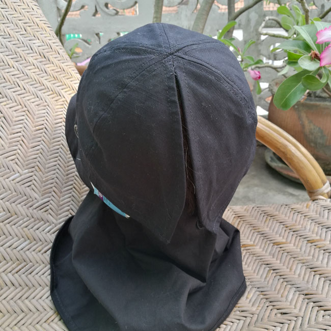 หมวกปีกกว้าง พร้อมผ้าคลุมคอ /ของใหม่/