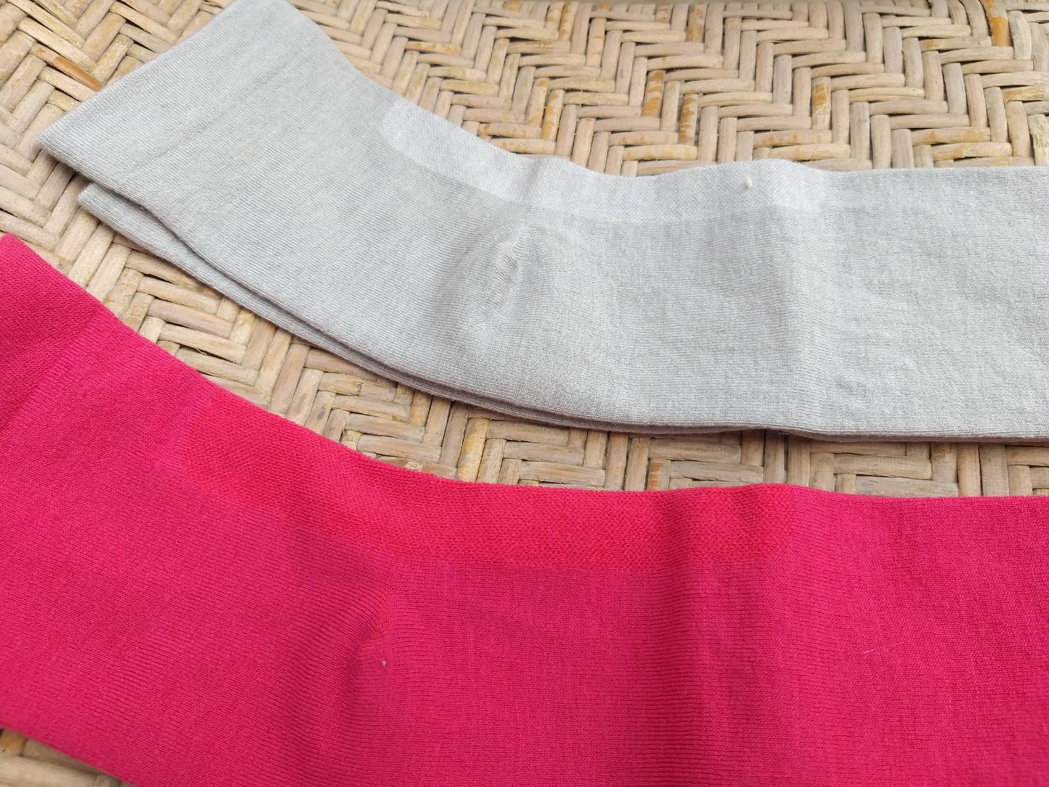 ปลอกแขนนักปั่นจักรยาน Reebox 3 คู่ /ของใหม่/