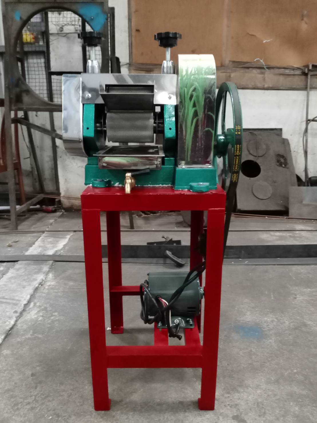 เครื่องคั้นน้ำอ้อยพร้อมมอเตอร์และแท่นครบชุด