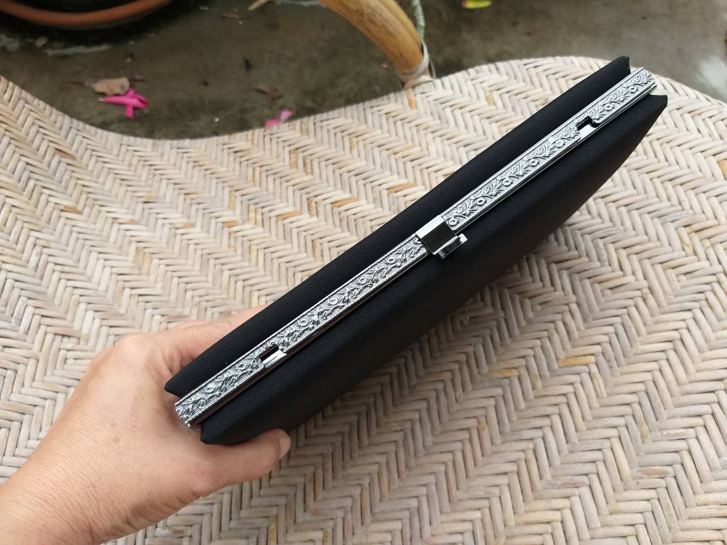 กระเป๋าออกงาน หรูผู้ดีมากค่ะใบนี้ เรียบหรู