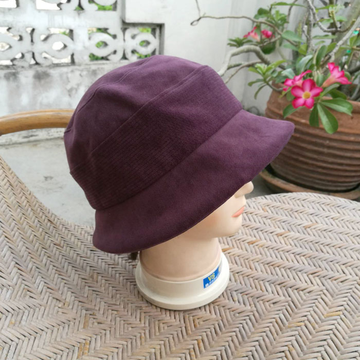 หมวกปีกกว้างผ้ากำมะหยี่ สวยมาก (ของใหม่)