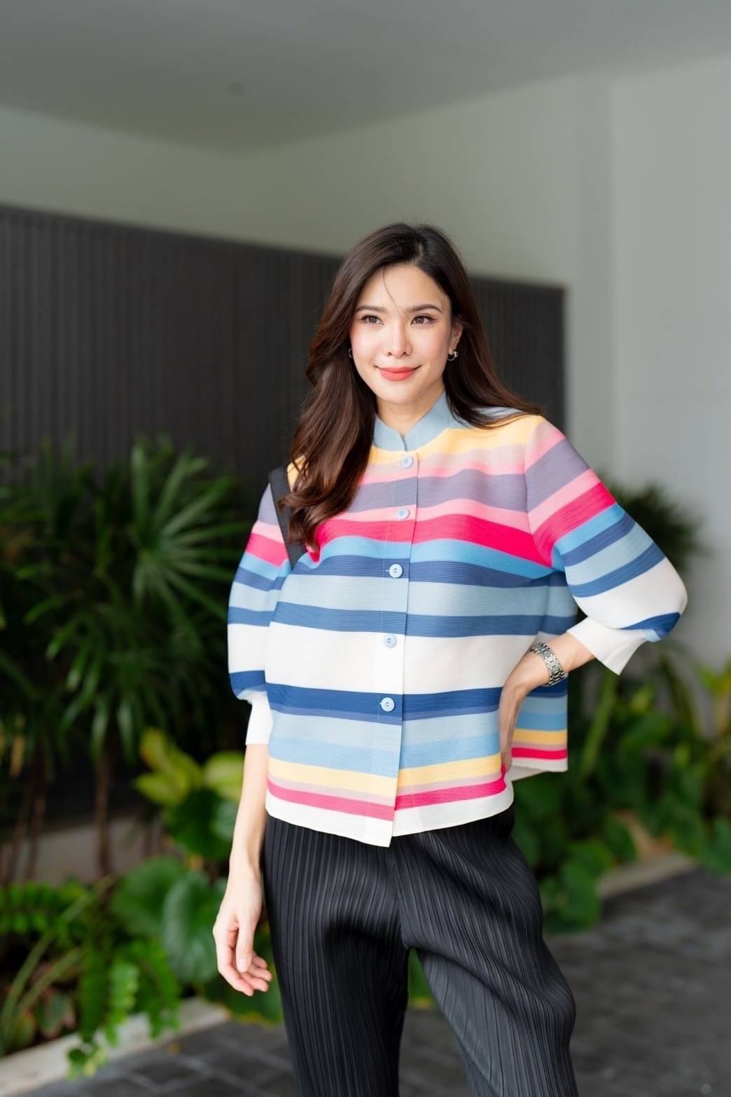 เสื้อคอจีน แขนพองบอลลูน 3 ส่วน จั้มปลายแขน เพื่อความเกร๋กรุบ พิมพ์ลาย ใล่เฉดสี 🎊🎊 สดใส ใส่สบาย : สินค้าคุณภาพ (พร้อมส่ง)