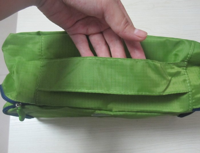 Travel Season กระเป๋าจัดระเบียบเดินทาง 4 ใบ จัดระเบียบเสื้อผ้าในบ้าน กันน้ำ ใส่เสื้อผ้า กันน้ำ มี 5 สีให้เลือก