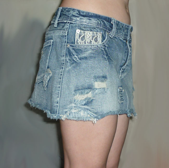 กระโปรงยีนส์ Visalia ร็อคแอบหวาน สวยมาก 31-39-10.5