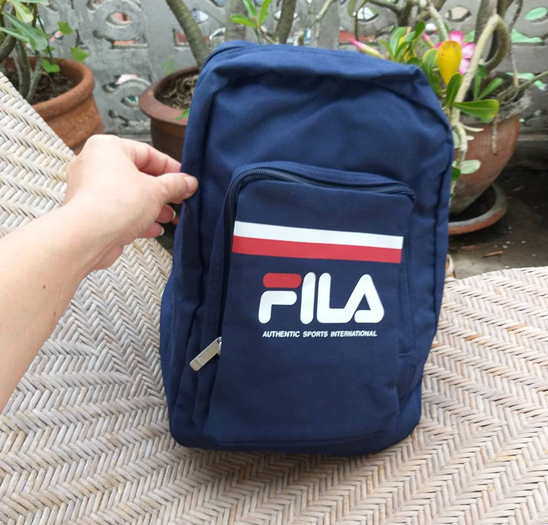 กระเป๋าเป้เด็กโต FILA แท้ (ของใหม่)