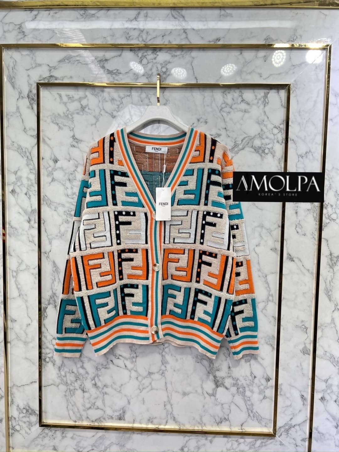 เสื้อไหมพรมคาดิแกน หนานุ่ม CARDIGAN FENDI KNIT เนื้อผ้าดีม๊ากกกก ผ้าใส่สบายมาก : สินค้าคุณภาพ (พร้อมส่ง)