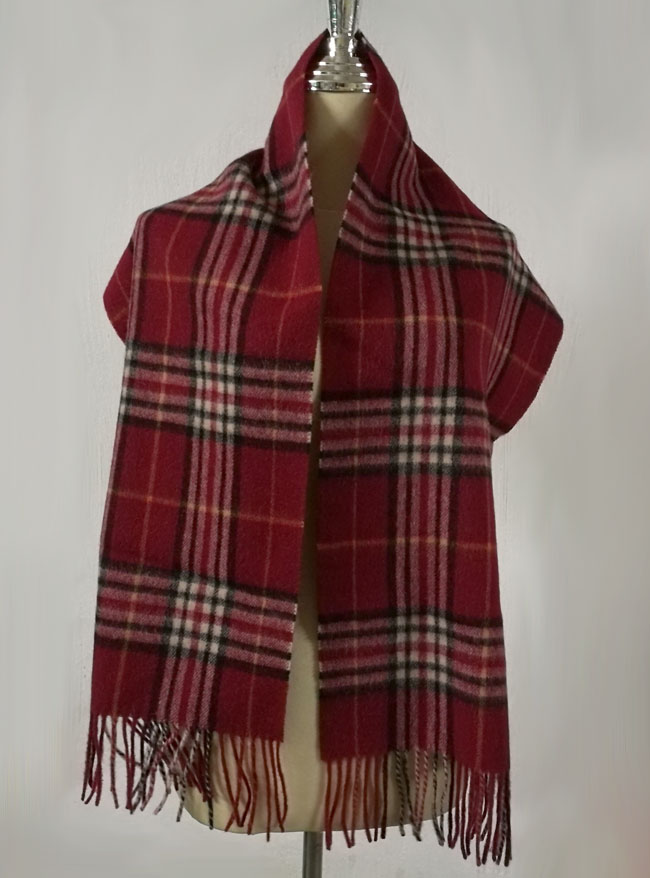 ผ้าพันคอ 100% Wool ลายสก็อตสีแดง สวยมาก อุ่นติดลบ /ของใหม่/