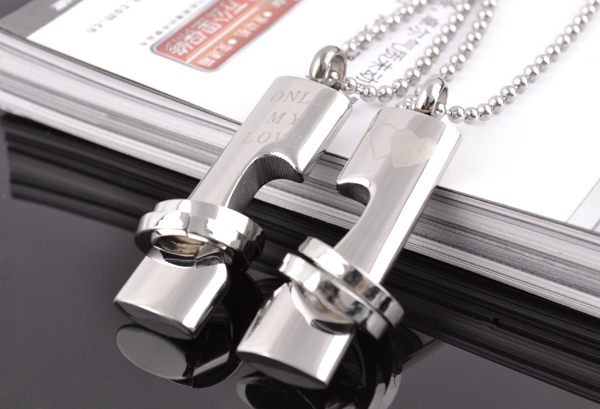 สร้อยคู่ สร้อยคอคู่ สร้อยคู่รัก Only My Love มีสีเงิน, ทอง, ฟ้า (เก็บเงินปลายทางได้)