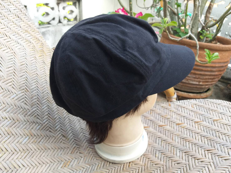 หมวกแก๊ปทรงนิวส์บอย adidas