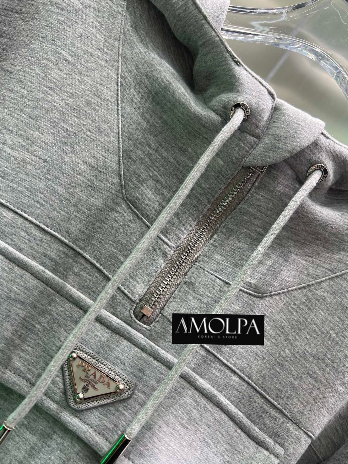 SET PRADA งาน hiend ผ้าอย่างเทพ 1:1 พรีเมียม ทุกอย่างปั้มมมมม VVIP เก็บทุกสียังไม่ผิดหวัง ฉ่ำ ทำถึง งานสวยสุด ปัง ชนช๊อป สวยจี๊ด เนื้อผ้าดีม๊าก ผ้าใส่สบายมาก ใส่สบายสุดๆ ใส่สบาย : สินค้าคุณภาพ (พร้อมส่ง)