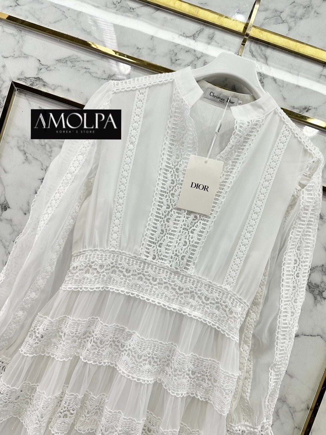 LONG MAXI DRESS CD LACE ตัวนี้ทรงยาว เนิ้อผ้าลูกไม้ มีน้ำหนัก ใส่ออกงาน สินค้าคุณภาพ (พร้อมส่ง)