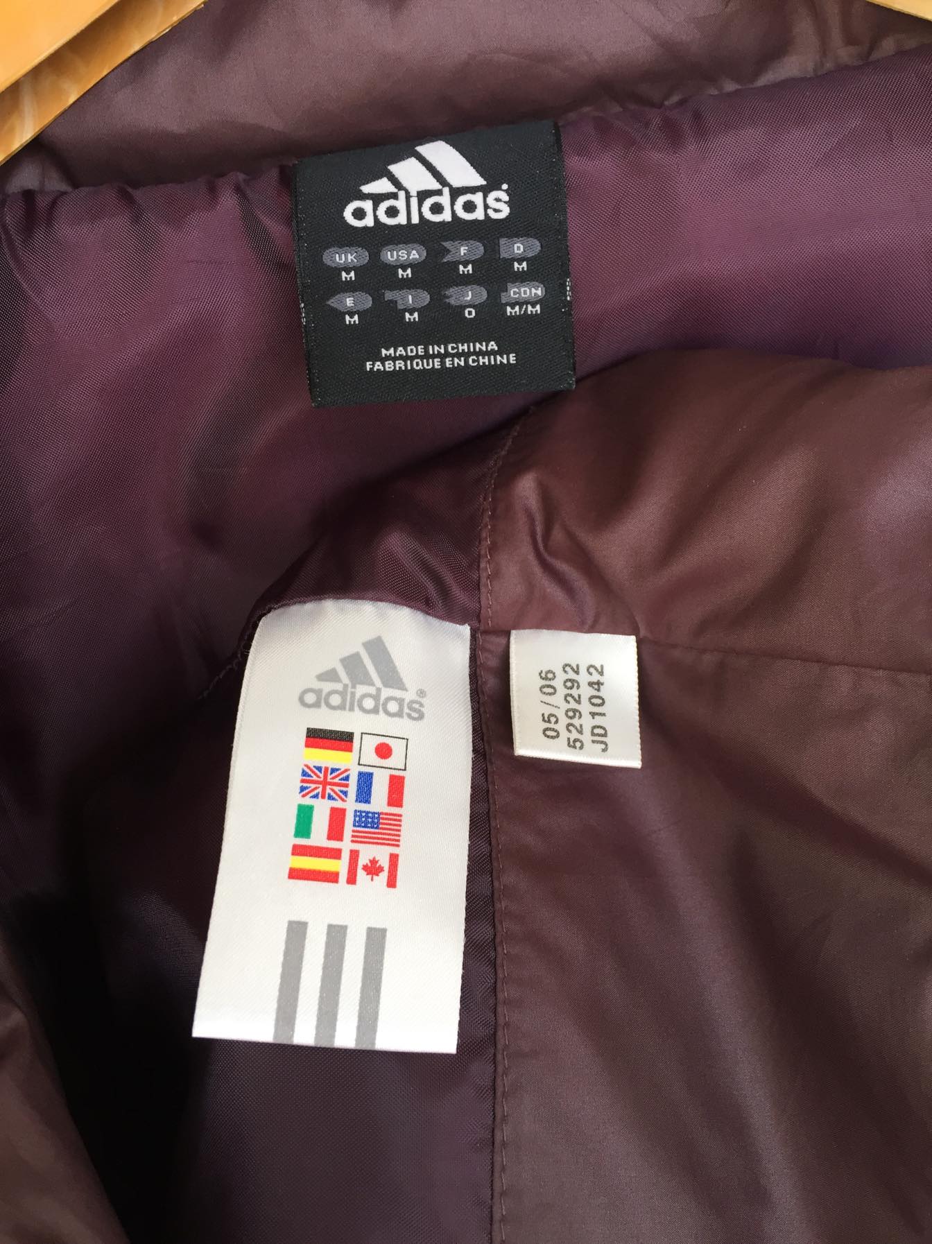 โค้ทขนเป็ด adidas อก50