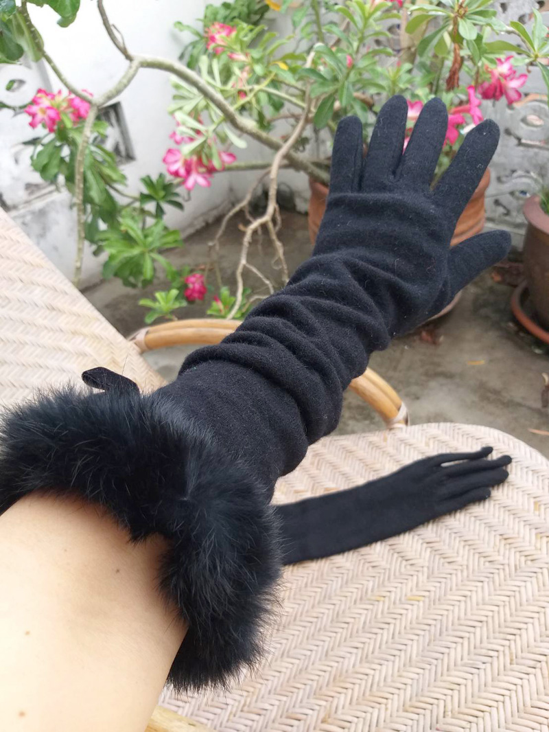 ถุงมือผ้าขนสัตว์แบบยาว แต่งเฟอร์กระต่ายแท้ (ของใหม่)