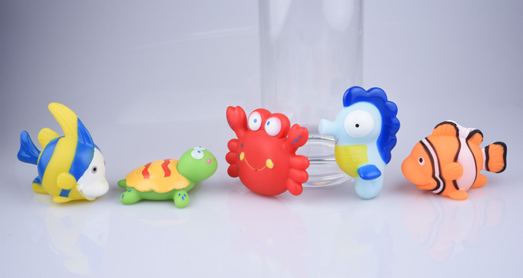 ของเล่นลอยน้ำ ชุดตุ๊กตาพ่นน้ำ บีบมือ ผองเพื่อนสัตว์ 5 ตัว FunnyZoo ของเล่นอาบน้ำสนุก