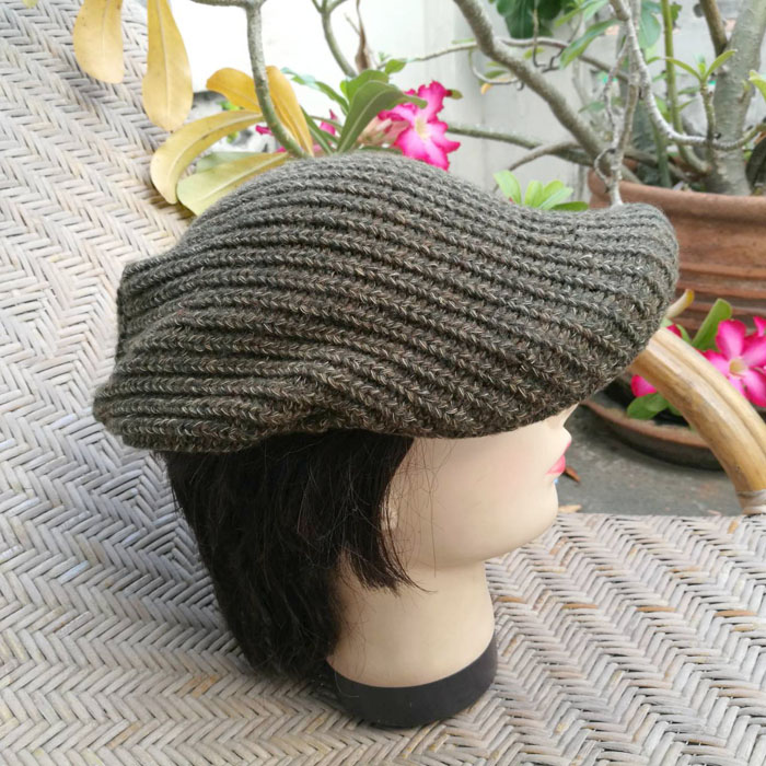 หมวกติงลี่ หมวกแฟลตแค็ป เป็นไหมพรม สวยมาก