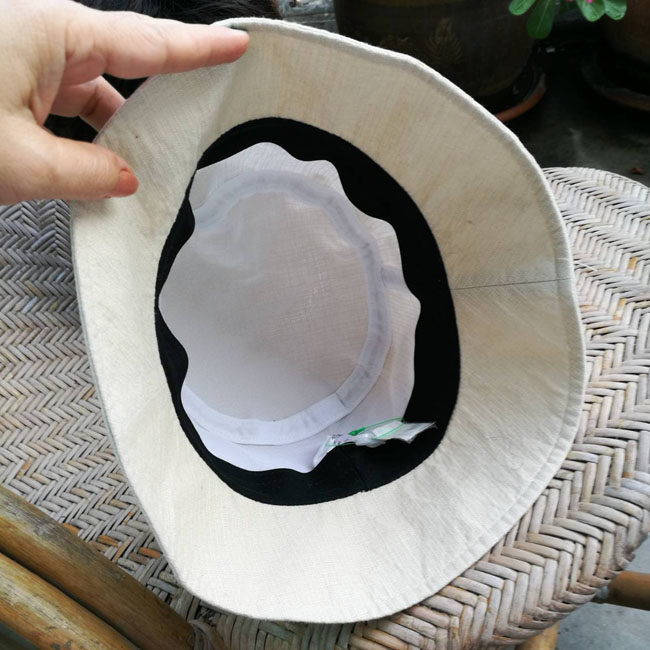 หมวกปีกกว้างผ้าเนื้อสวย