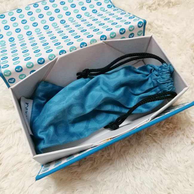 แว่นกันแดด ROXY ของแท้ พร้อมอุปกรณ์