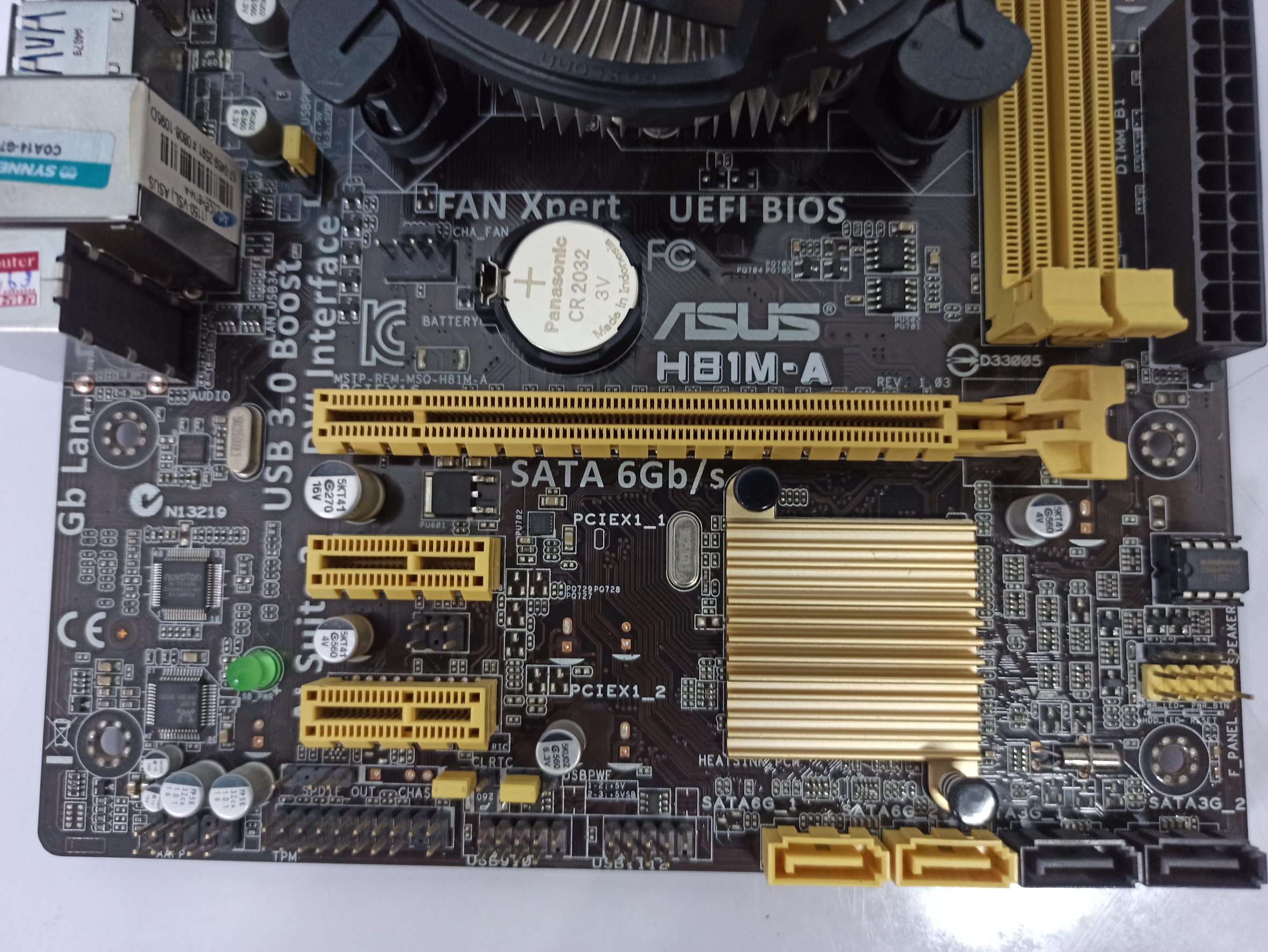 PCパーツ ASUS - Core i5-4440 + ASUS H81M-C + DDR3 2GBx2 Core i5-4440 + ASUS H81M-C + DDR3 2GBx2