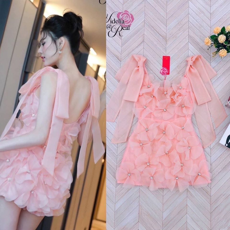 Dress เดรสสายเดี่ยวโบว์ ตัวเดรสเย็บดอกไม้มาทั้งตัว เกสรเป็นเพชรเม็ดใหญ่ ซิปหลัง เนื้อผ้าอย่างดี ใส่สบาย : สินค้าคุณภาพ (พร้อมส่ง)