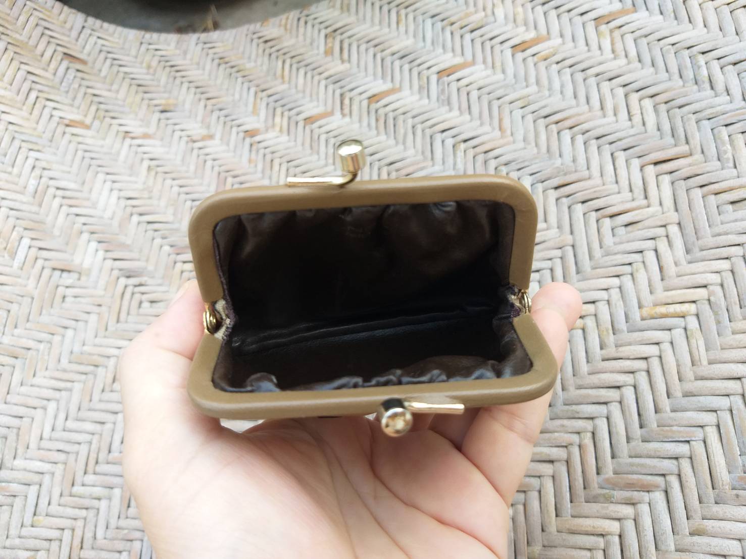 กระเป๋าใส่เหรียญ LANCEL (ของใหม่)