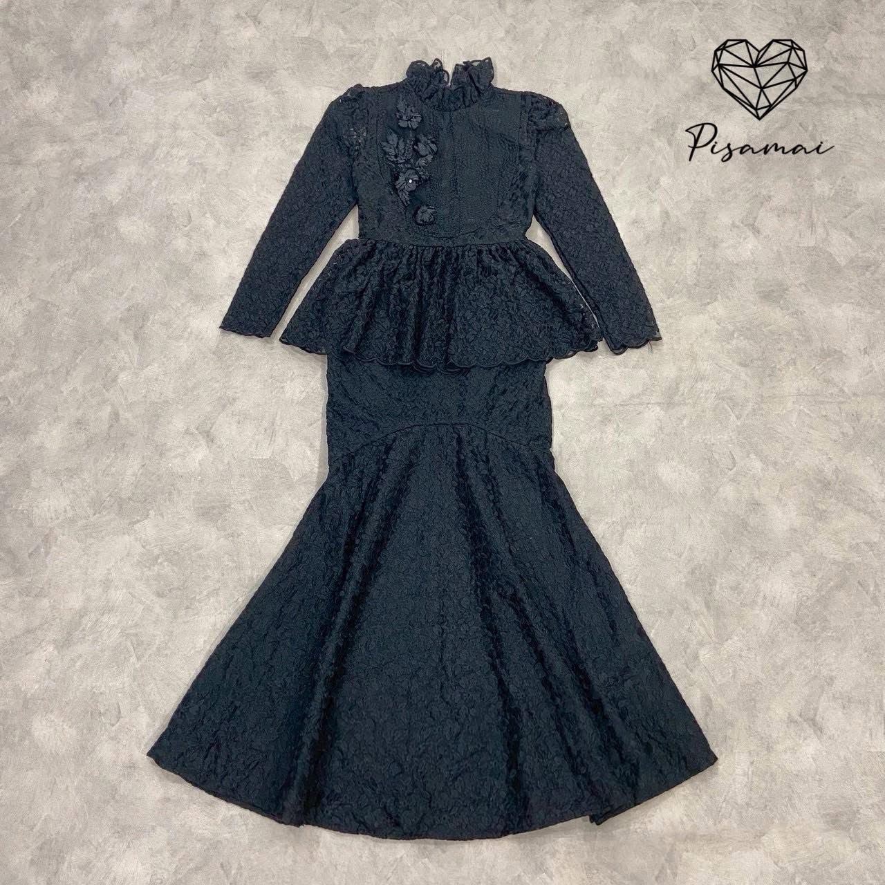 เดรสคอเต่าแขนยาวงานผ้าทอนูนสีดำ ช่วงอกแต่งดอกไม้3D ช่วงชายกระโปรงเป็นงานชายหางปลา ใส่สบาย : สินค้าคุณภาพ (พร้อมส่ง)