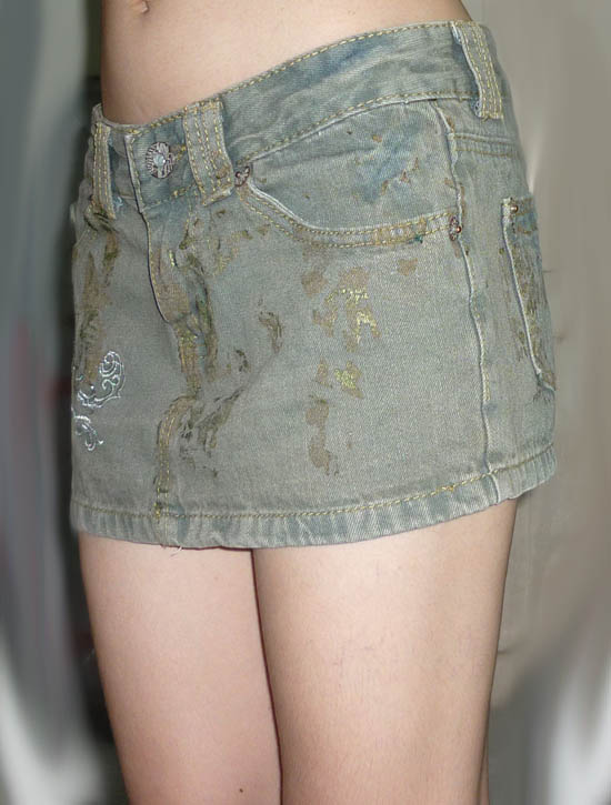 #2กระโปรงยีนส์ฟอกสีเปรอะ ปักแต่ง 30-34-9.5