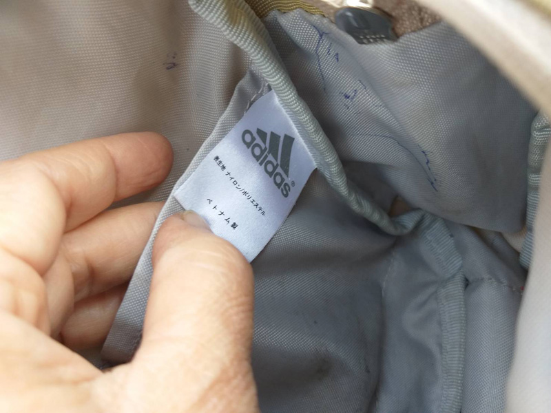 กระเป๋า adidas ของแท้