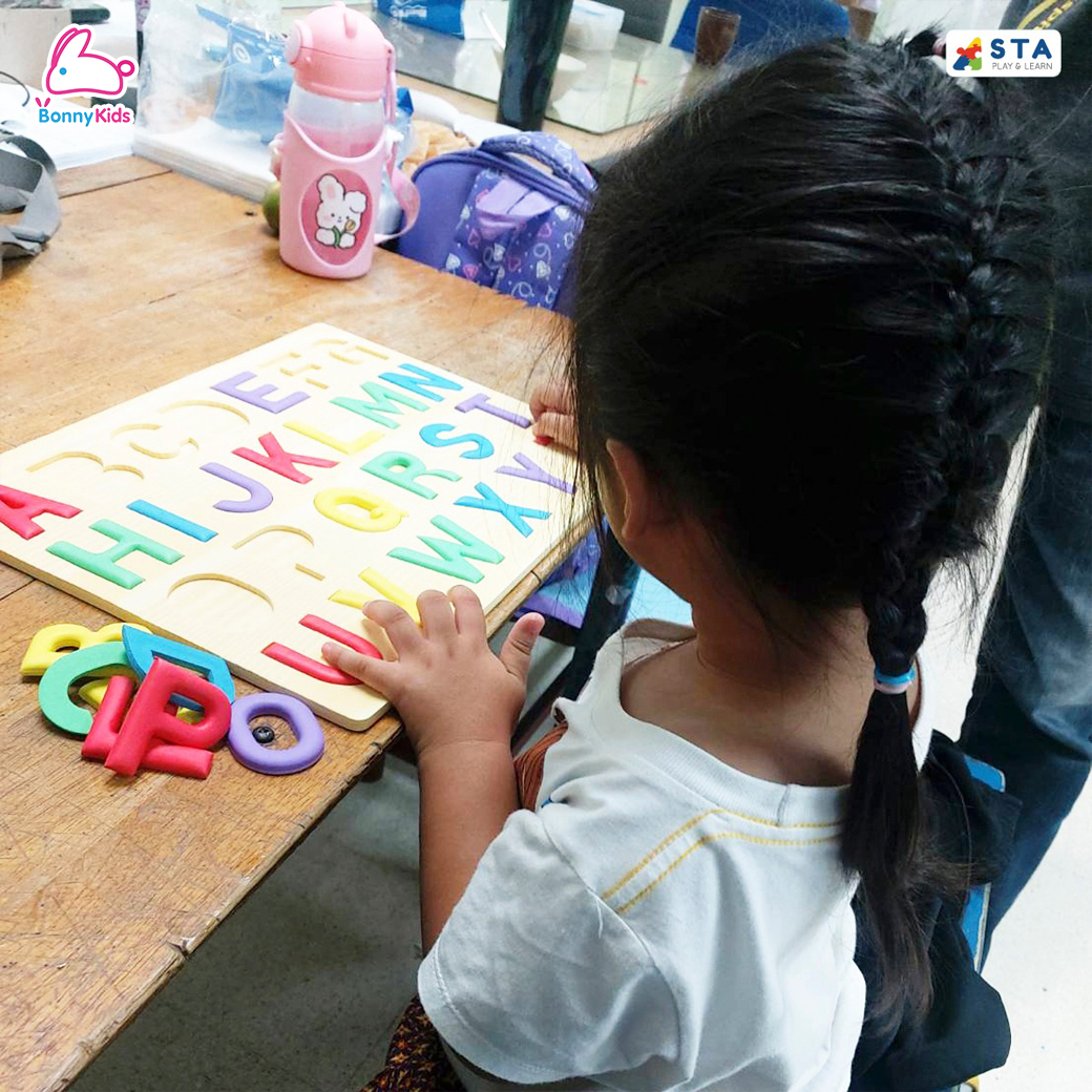 ASTA (แอสต้า) ของเล่นอักษรนูน A-Z ก-ฮ และตัวเลข สำหรับหยิบใส่บล็อก โฟมนิ่ม เกรด A non-toxic