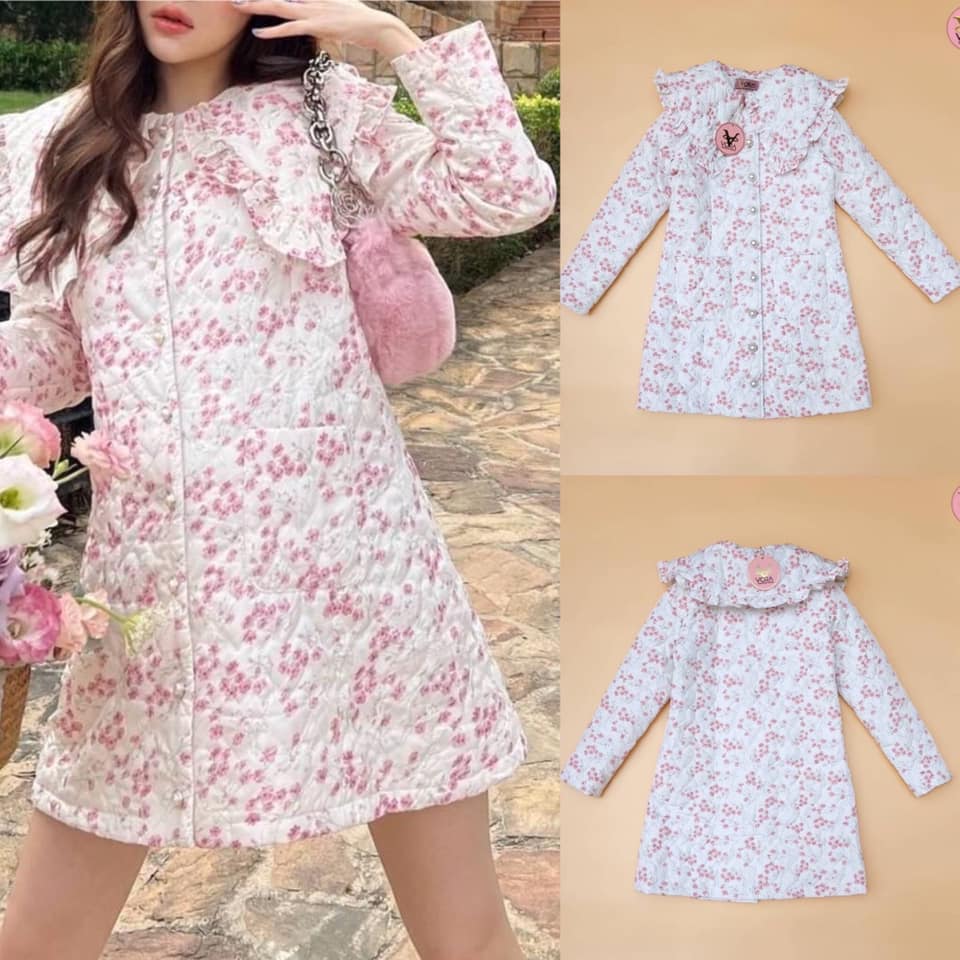 Dress สั้น แขนยาว คอปกแต่งระบายเล็กๆรอบปกคอเสื้อ ติดกระดุมเรียง เนื้อผ้าปักนูนลายหัวใจ พิมพ์ลาย ดอกไม้เล็กๆ ใส่สบายสุดๆ มีซับใน ทั้งชุดค่า สินค้าคุณภาพ (พร้อมส่ง)