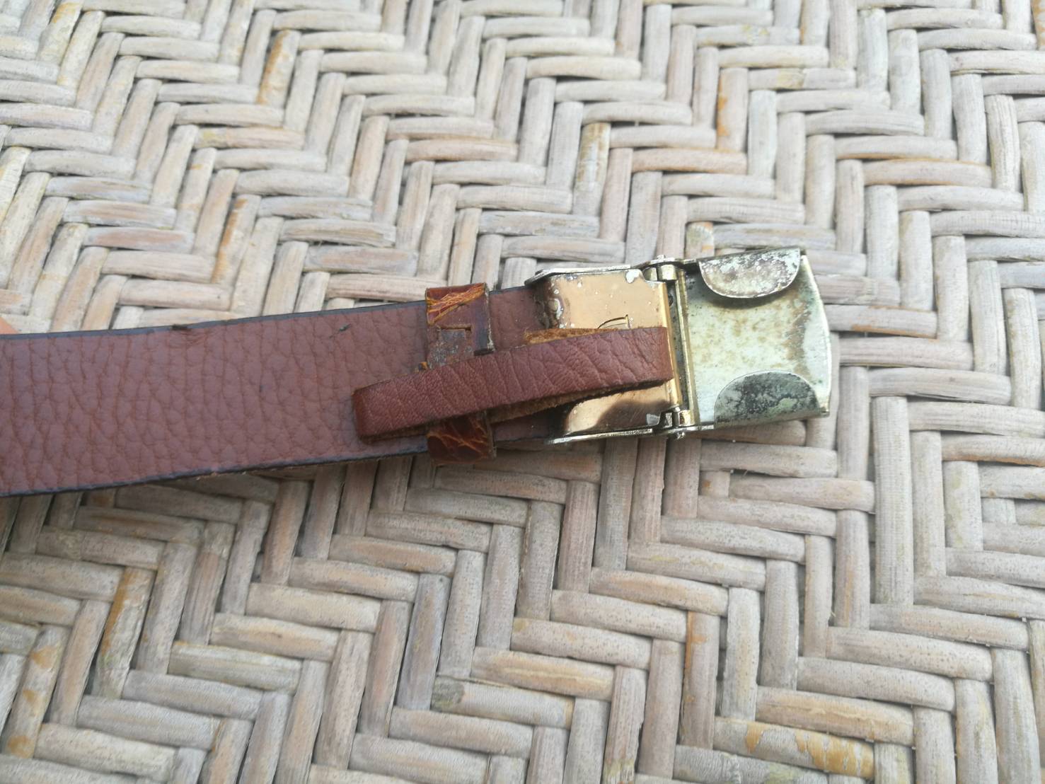 เข็มขัดหนังจรเข้แท้