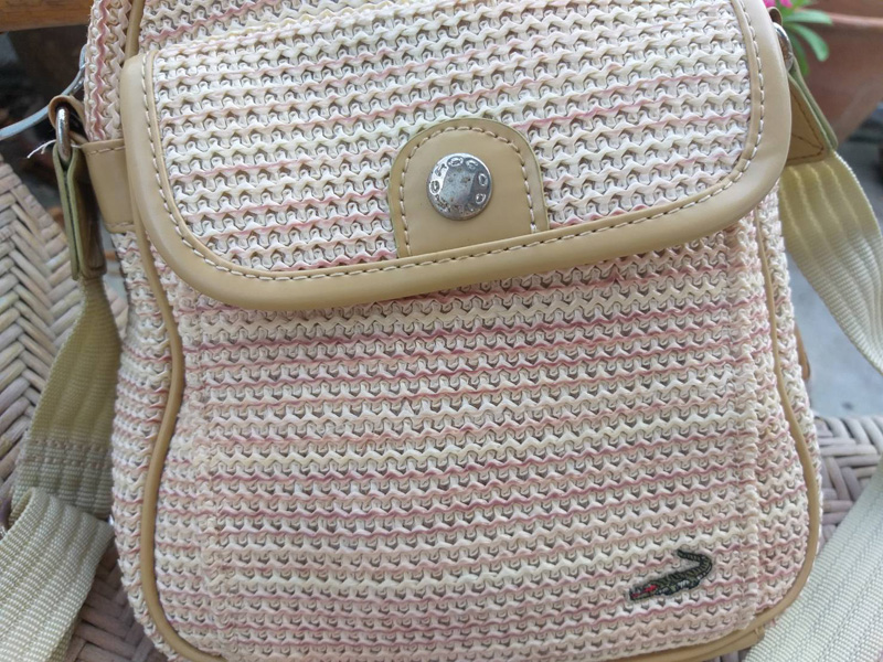 กระเป๋าสะพาย CROCODILE น่าใช้มากใบนี้ สวยน่ารัก