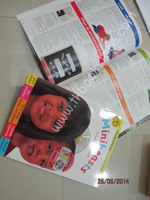 Minibeasts Foundations หนังสือรวมกิจกรรมการสอน แมลง