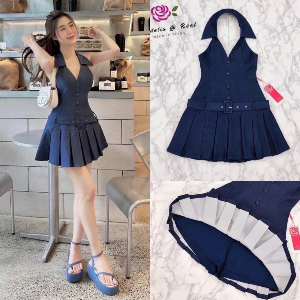 Dress :: เดรสคล้องคอตัวสั้นสวยทรง ดีสุด Cute เนื้อผ้าเก๋ฟอกสีสวย เนื้อผ้าใส่สบาย คอปกเก๋ อกเสริมฟองเป็นทรงสวย ด้านหลังซิปยาว แต่งเข็มขัด ชายเดรสจับจีบสวยเด้ง ด้านในซับ กางเกงขาสั้น : สินค้าคุณภาพ (พร้อมส่ง)