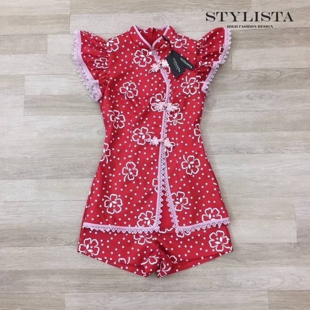 Set กี่เพ้า เสื้อกี่เพ้าลายดอกไม้ มาพร้อมกางเกงขาสั้นเข้าชุด ใส่สบาย : สินค้าคุณภาพ (พร้อมส่ง)