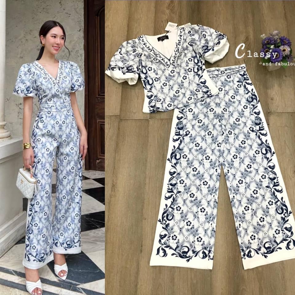 เซตเสื้อ+กางเกงขายาว เสื้อคอวี แขนบอลลูน เนื้อผ้าพิมพ์ลายดอกไม้วินเทจ สีน้ำเงิน ใส่สบาย สินค้าคุณภาพ (พร้อมส่ง)
